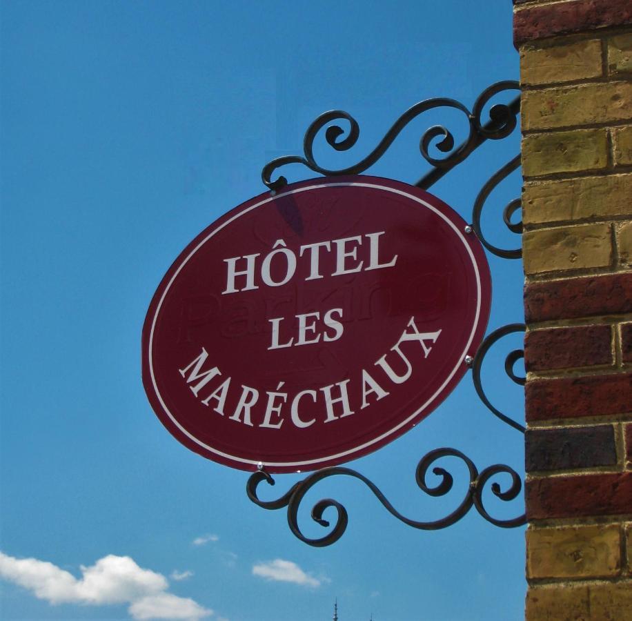 Hotel Les Marechaux Осер Экстерьер фото